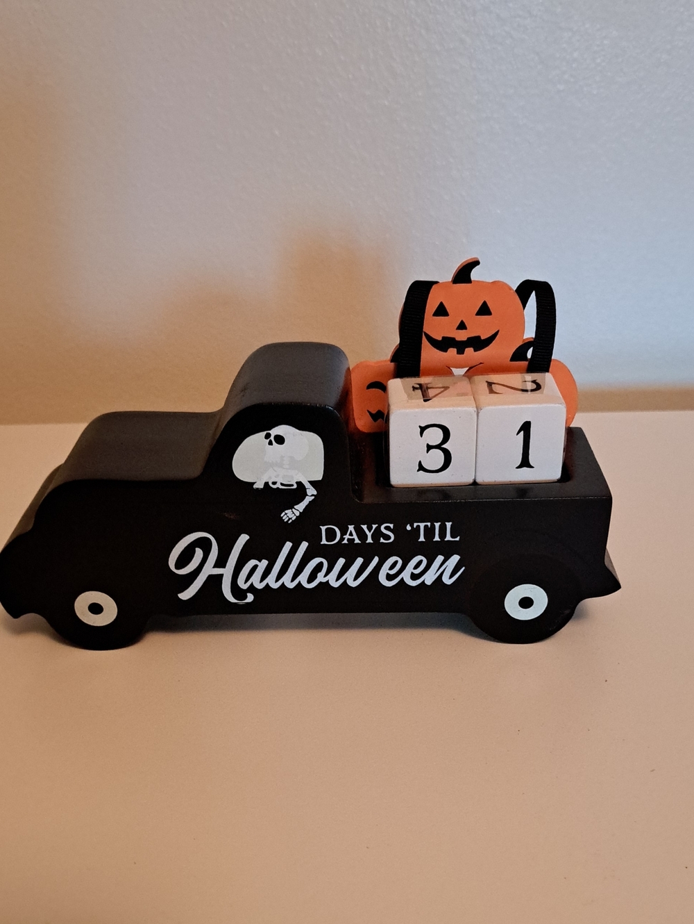 New York & Company Black and Orange Halloween Countdown Truck